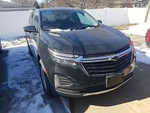 Certified 2024 Chevrolet Equinox LT w/ LPO, Floor Liner Package image 2