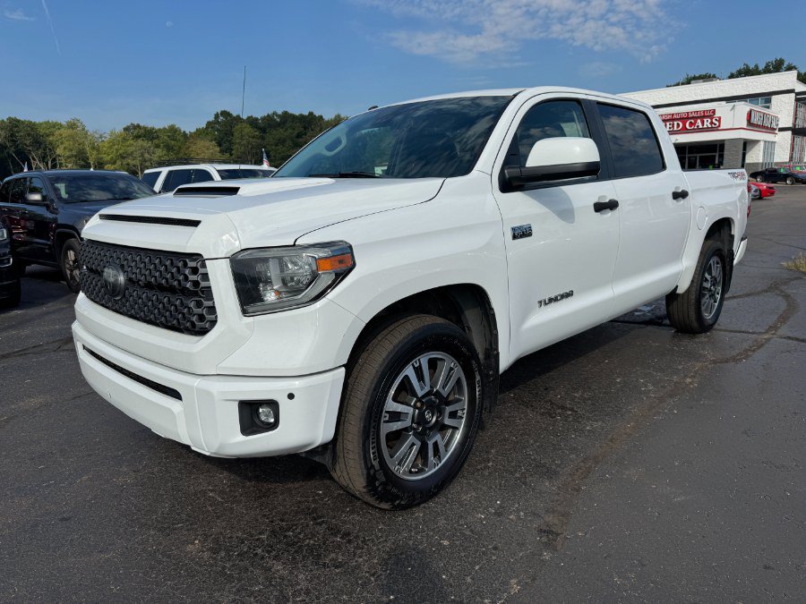 Used 2018 Toyota Tundra SR5 AWD/4WD image 1