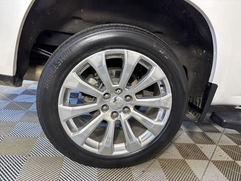 Used 2020 Chevrolet Silverado 1500 High Country w/ Technology Package image 35