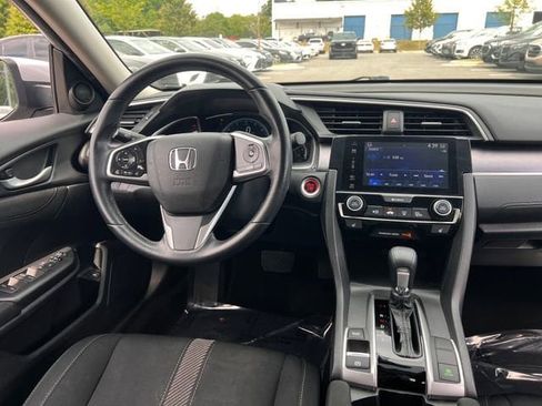 Used 2018 Honda Civic EX-T image 16