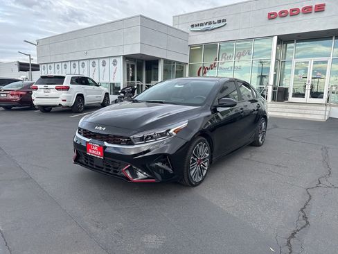 Used 2023 Kia Forte GT w/ GT2 Package image 3