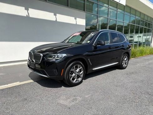 Used 2024 BMW X3 xDrive30i w/ Premium Package AWD/4WD image 3