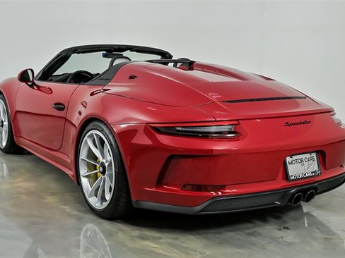 Used 2019 Porsche 911 Speedster RWD image 7