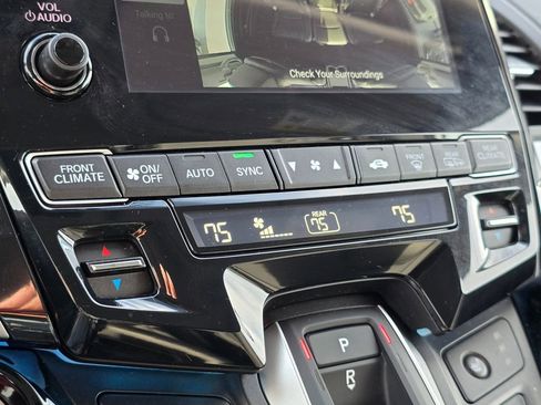 Used 2022 Honda Odyssey Touring image 30