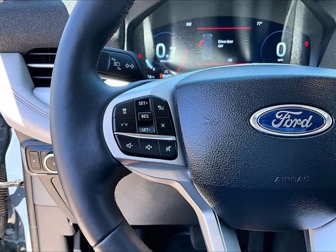 Certified 2026 Ford Explorer Active w/ Active Comfort Package RWD image 23