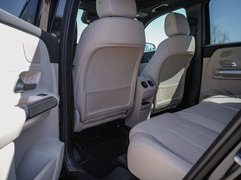 Certified 2026 Mercedes-Benz GLB 250 4MATIC image 27