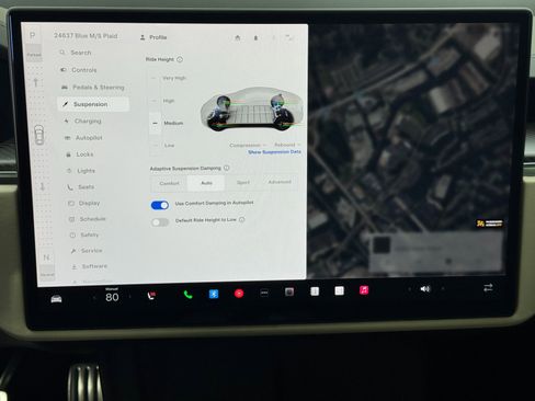 Used 2022 Tesla Model S Plaid image 27