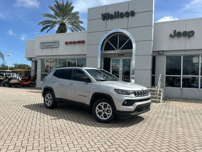 New 2025 Jeep Compass Latitude