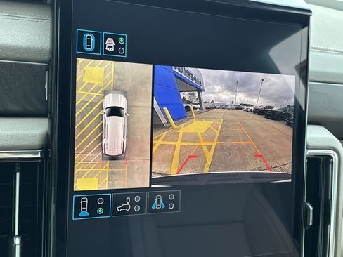 New 2026 GMC Yukon Denali w/ Sun & Power Step Package image 40