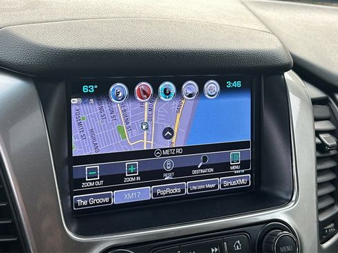 Used 2018 Chevrolet Tahoe LT image 19