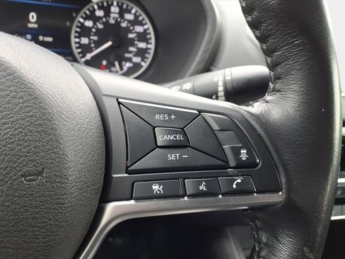 Used 2023 Nissan Sentra SV image 22