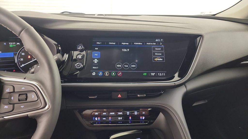 Used 2023 Buick Envision Avenir AWD/4WD image 13