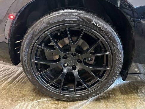 Used 2018 Dodge Charger R/T image 14