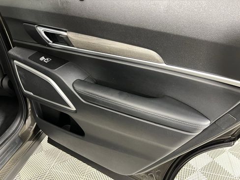 Used 2022 Kia Telluride EX w/ Towing Package image 35