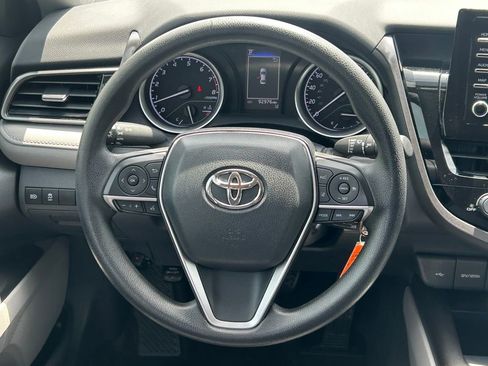 Used 2021 Toyota Camry LE FWD image 34