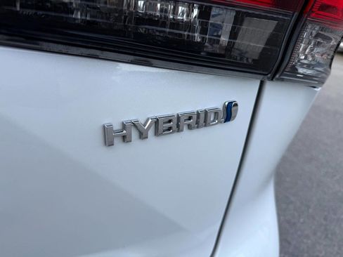 Used 2023 Toyota Highlander LE FWD image 21