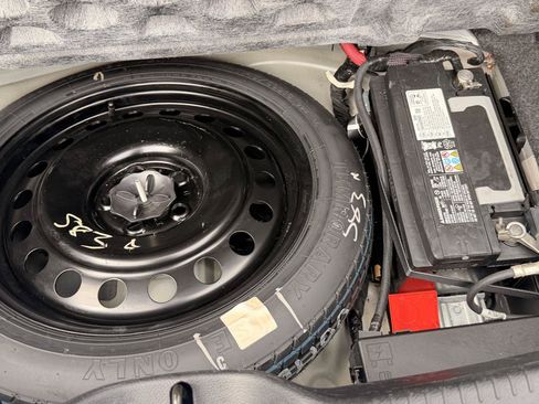 Used 2019 Chrysler 300 S RWD image 22
