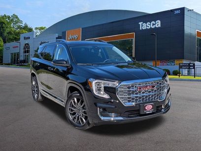 Used 2024 GMC Terrain Denali w/ Black Diamond Edition