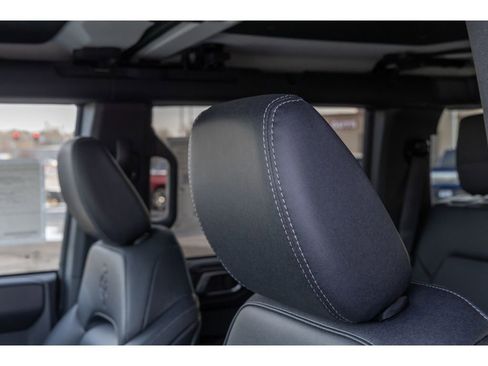 New 2025 Ford Bronco Badlands AWD/4WD image 17