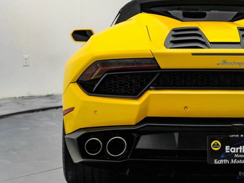Used 2018 Lamborghini Huracan LP 580-2 image 25