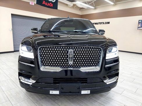 Used 2019 Lincoln Navigator Reserve w/ Cargo Package image 2