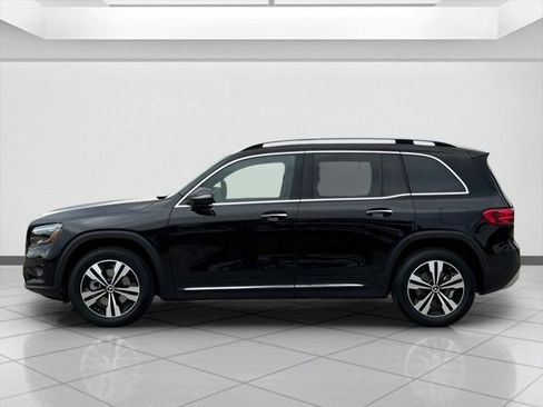 Certified 2025 Mercedes-Benz GLB 250 image 5