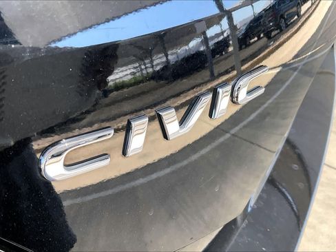 Used 2019 Honda Civic EX image 30