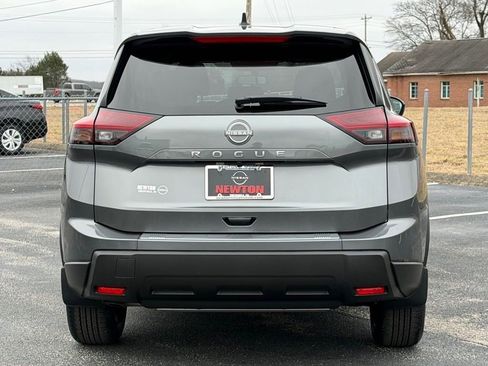 New 2026 Nissan Rogue SV w/ Cold Weather Package FWD image 5