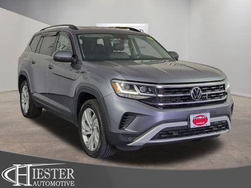 Used 2022 Volkswagen Atlas SE AWD/4WD image 1