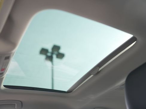 New 2025 Volkswagen Jetta SEL image 21