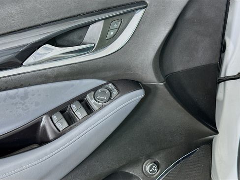 Used 2020 Buick Enclave Essence FWD image 15