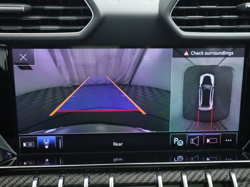 Used 2023 Lamborghini Urus Performante image 16