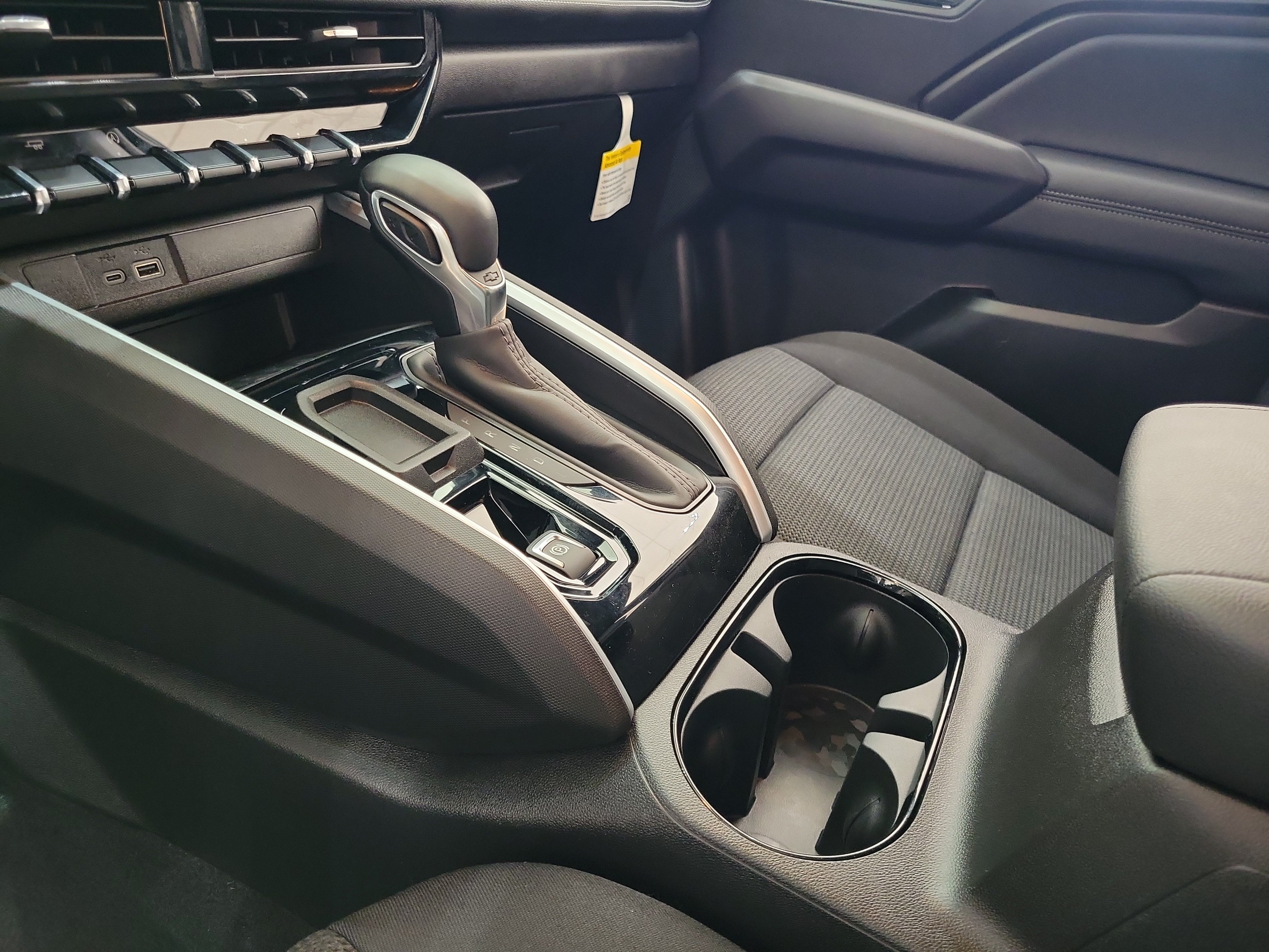 Used 2026 Chevrolet Colorado LT RWD image 28