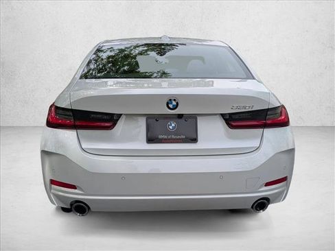 Used 2026 BMW 330i Sedan w/ Premium Package RWD image 7