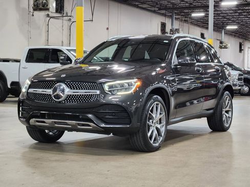 Used 2022 Mercedes-Benz GLC 300 4MATIC image 4