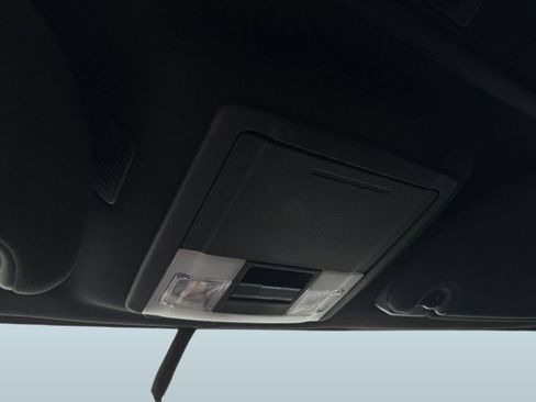 Used 2016 Lincoln Navigator Select RWD image 29