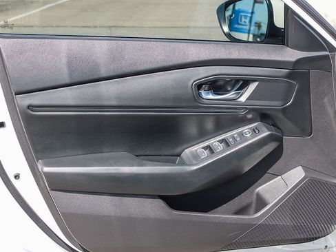 Certified 2024 Honda Accord EX image 21