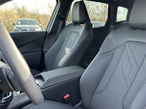 Certified 2025 BMW X3 xDrive30i AWD/4WD image 18