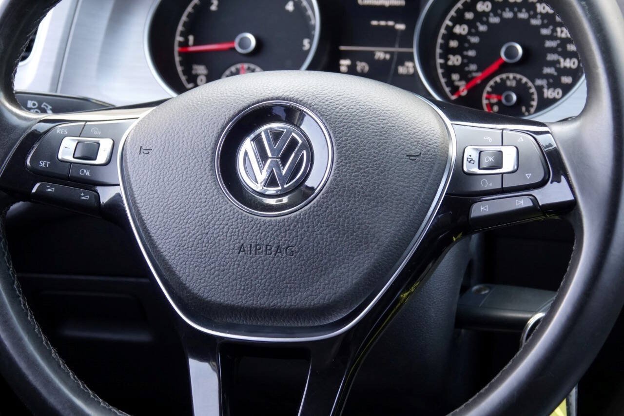 Used 2015 Volkswagen Golf TDI S FWD image 71