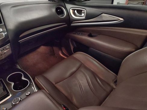 Used 2017 INFINITI QX60 Luxe w/ Premium Plus Package image 28