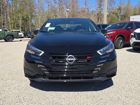 New 2025 Nissan Versa SR w/ Trunk Package FWD image 3