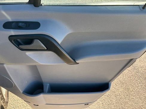 Used 2013 Mercedes-Benz Sprinter 2500 image 37