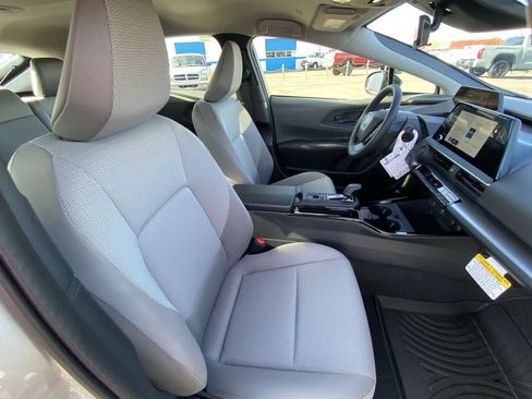 New 2026 Toyota Prius LE image 24