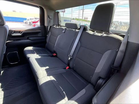 Used 2024 Chevrolet Silverado 1500 LT Trail Boss w/ Dark Appearance Package image 21