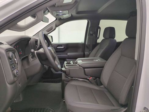 New 2025 Chevrolet Silverado 1500 Custom image 15