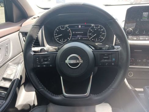 Used 2023 Nissan Rogue SL w/ SL Premium Package FWD image 22