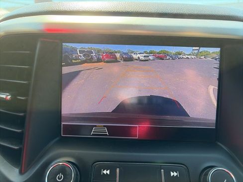 Used 2020 GMC Acadia SLE FWD image 15