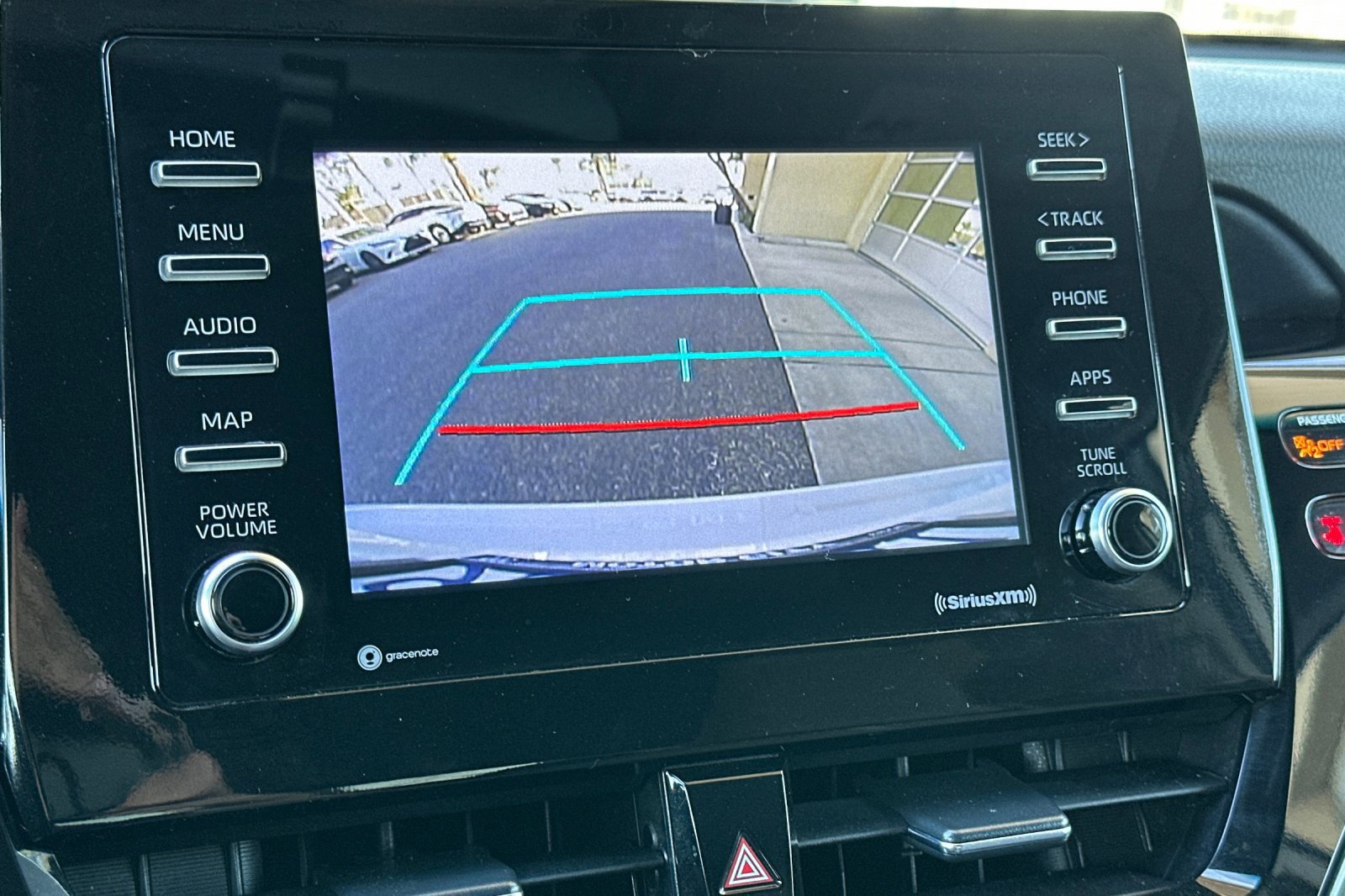 Used 2022 Toyota Camry LE FWD image 18
