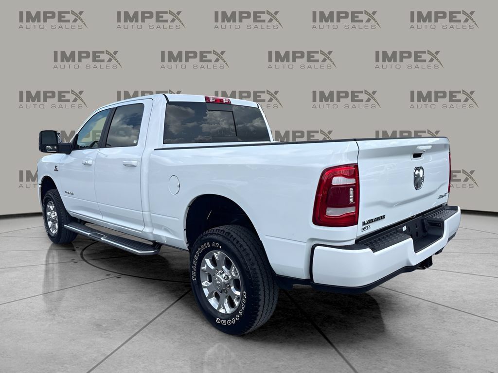 Used 2024 RAM 2500 Laramie AWD/4WD image 3