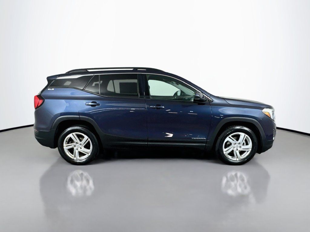Used 2018 GMC Terrain SLE w/ Driver Convenience Package AWD/4WD image 9
